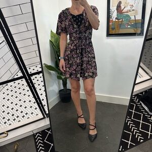 Chic Floral Midi Dress in Black and Pink